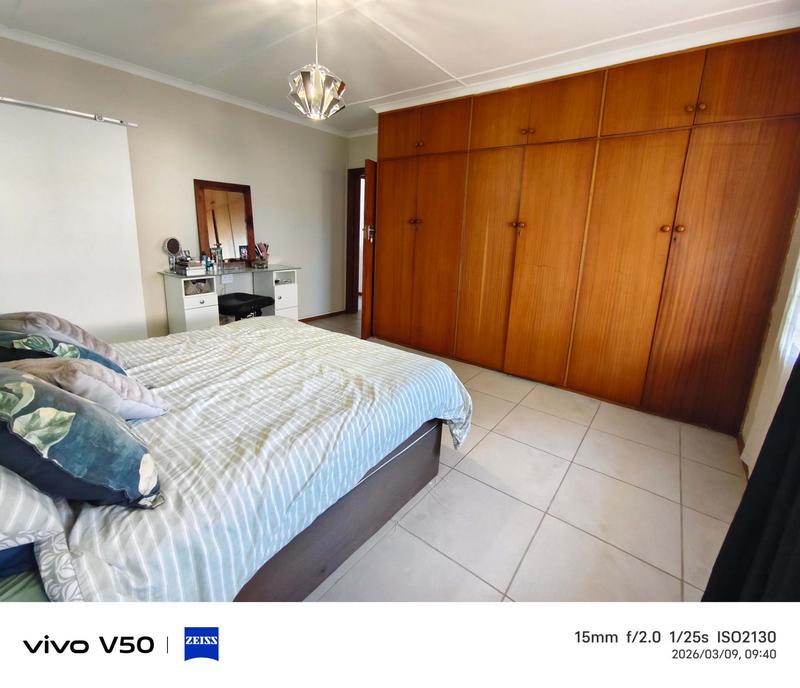 4 Bedroom Property for Sale in Hartenbos Western Cape